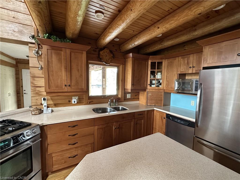 27 Brant Avenue Property Photo 11