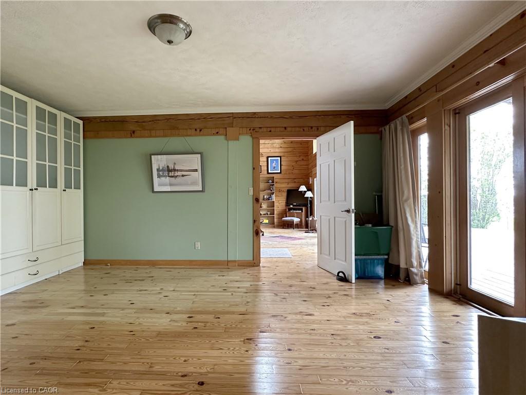 27 Brant Avenue Property Photo 25