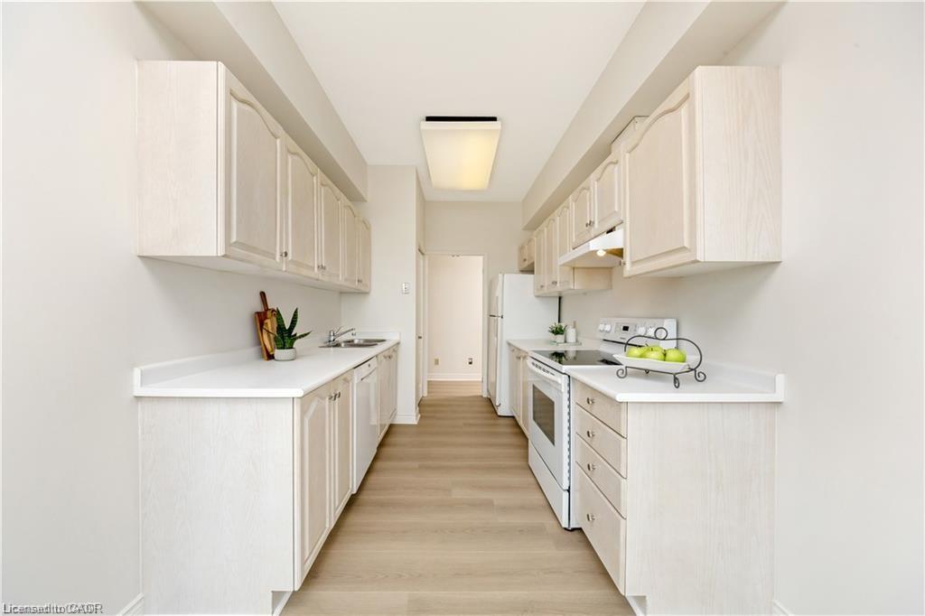 100 Millside Drive Property Photo 18