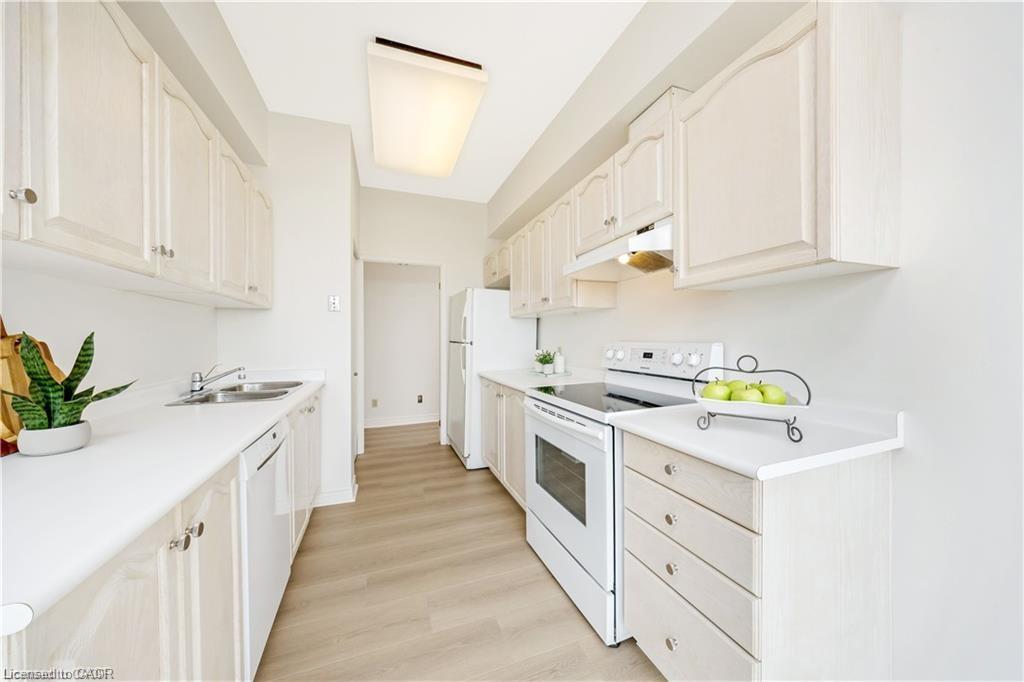 100 Millside Drive Property Photo 21