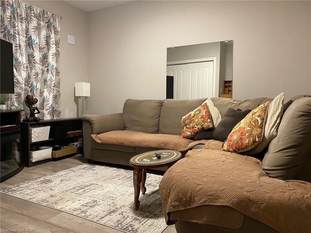 42 Jane Street Property Photo 27