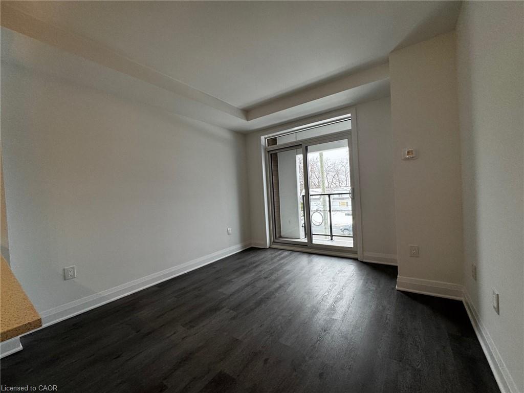 209-1936 Rymal Road E Property Photo 4