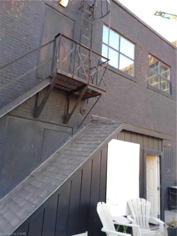 12 Ferguson Avenue N Property Photo 7