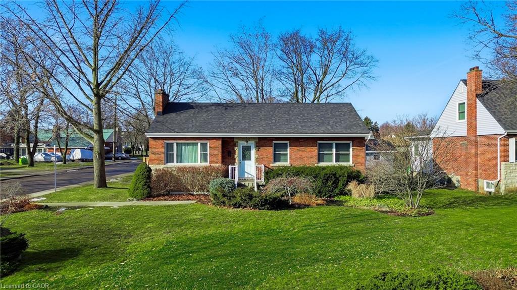1 Bryant Court Property Photo 2