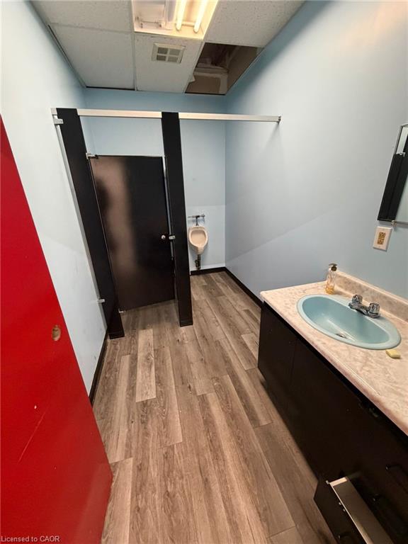 H-318 Queenston Road Property Photo 13