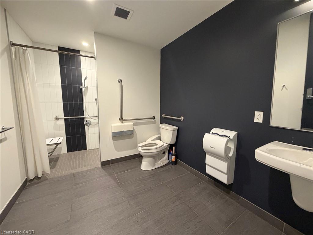 60 James Street Suite 300 Property Photo 25