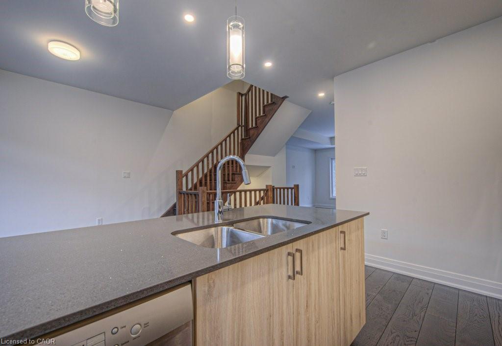 34-258 Hespeler Road Property Photo 16