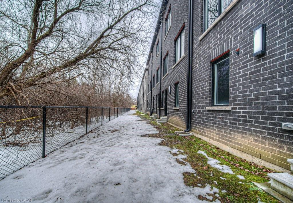 34-258 Hespeler Road Property Photo 38