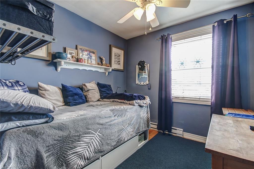 1858 Lakeshore Road W Property Photo 20