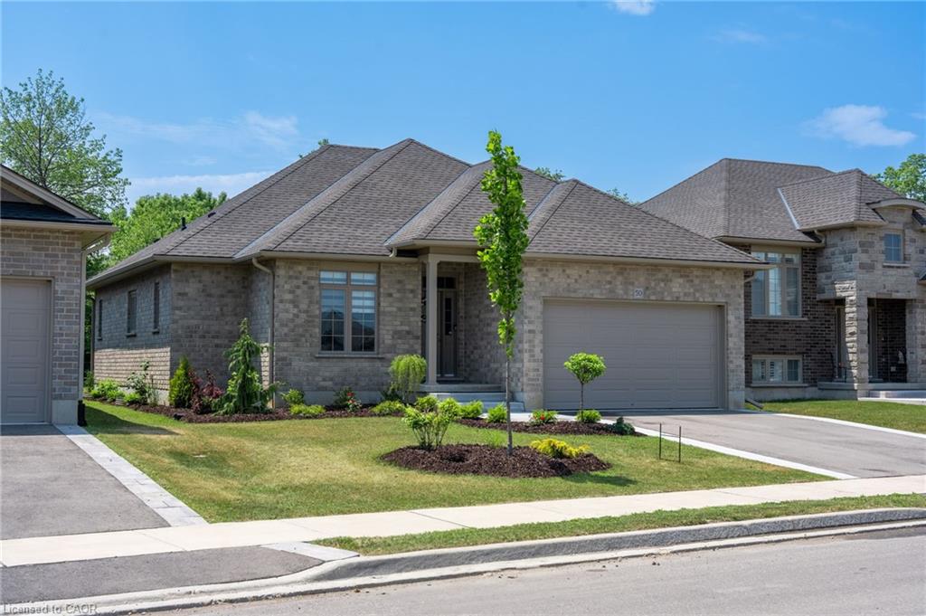 50 Vanrooy Trail Property Photo 3