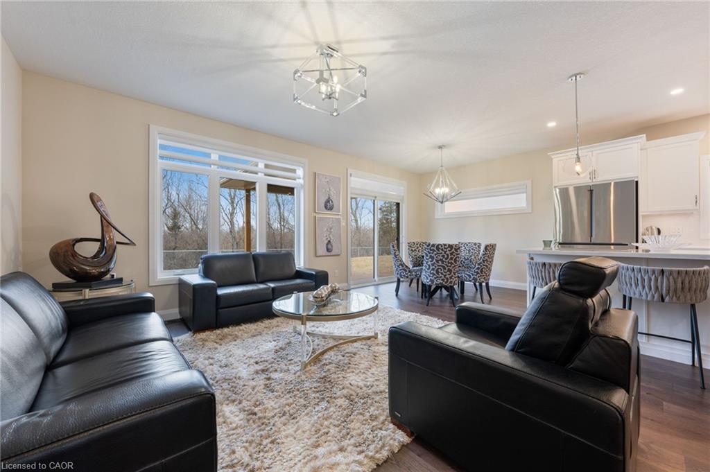 50 Vanrooy Trail Property Photo 8