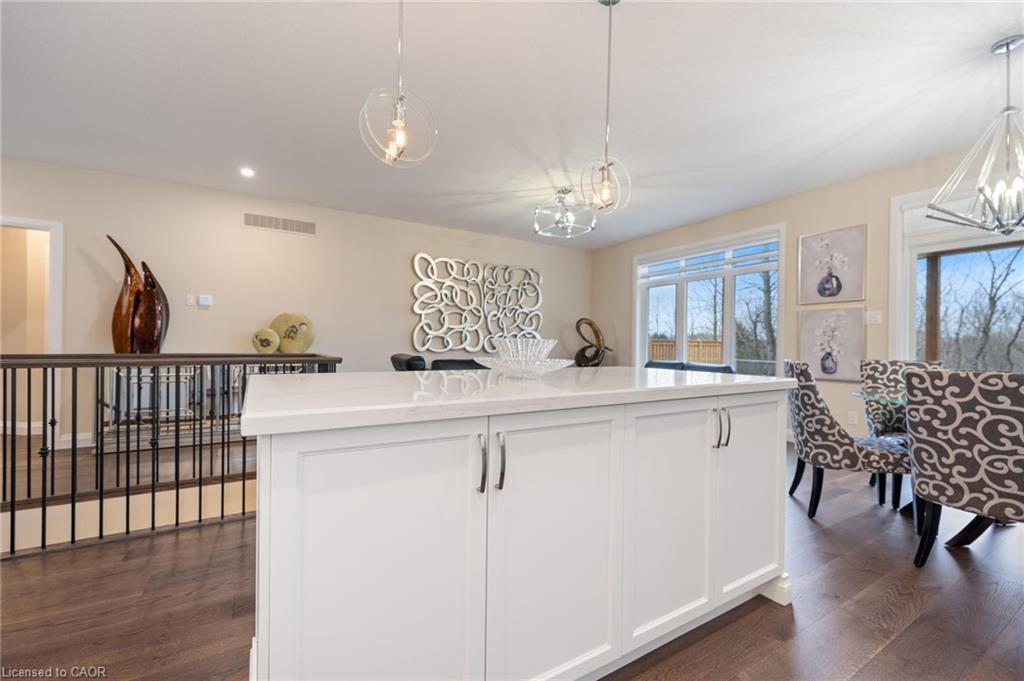 50 Vanrooy Trail Property Photo 12