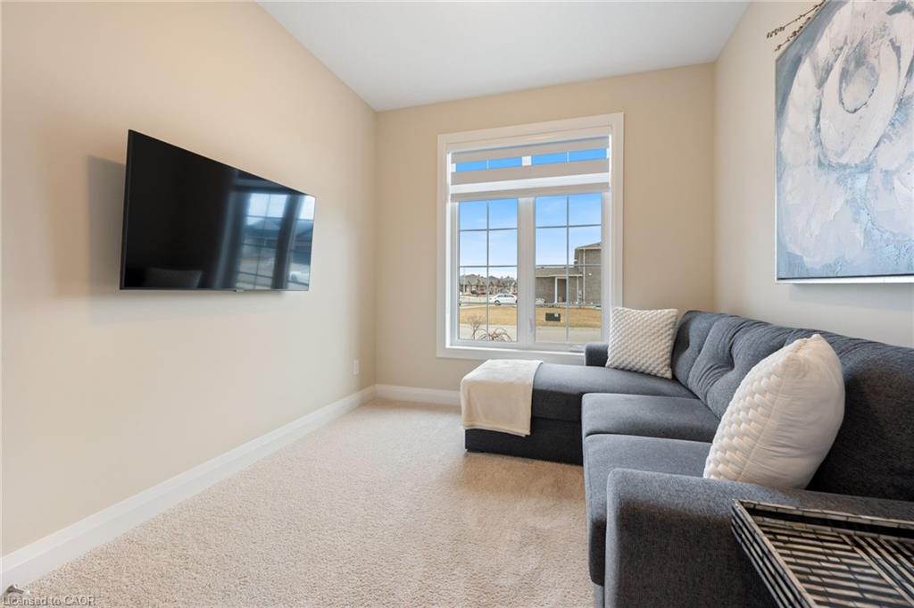 50 Vanrooy Trail Property Photo 19