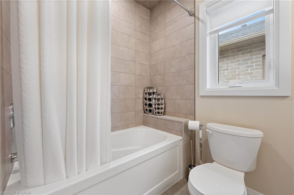 50 Vanrooy Trail Property Photo 21
