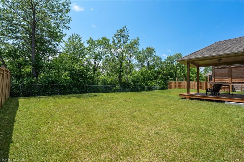 50 Vanrooy Trail Property Photo 27