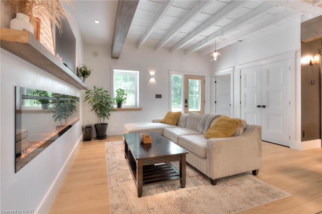 38 Shirk Place Property Photo 11