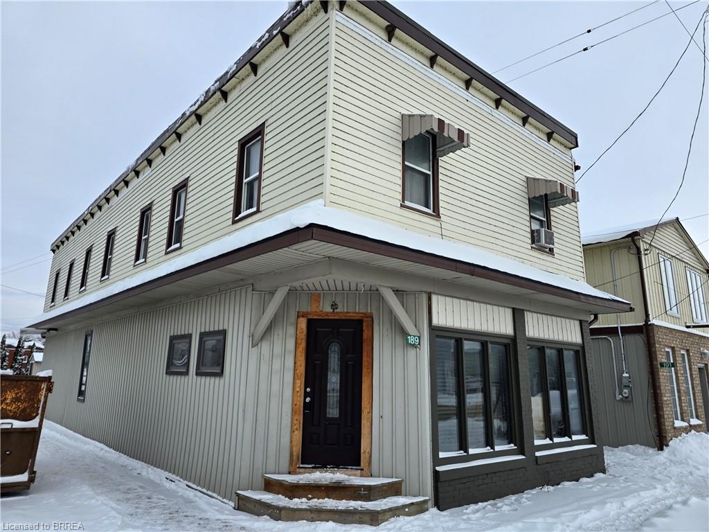 189 Townline Street Property Photo 1
