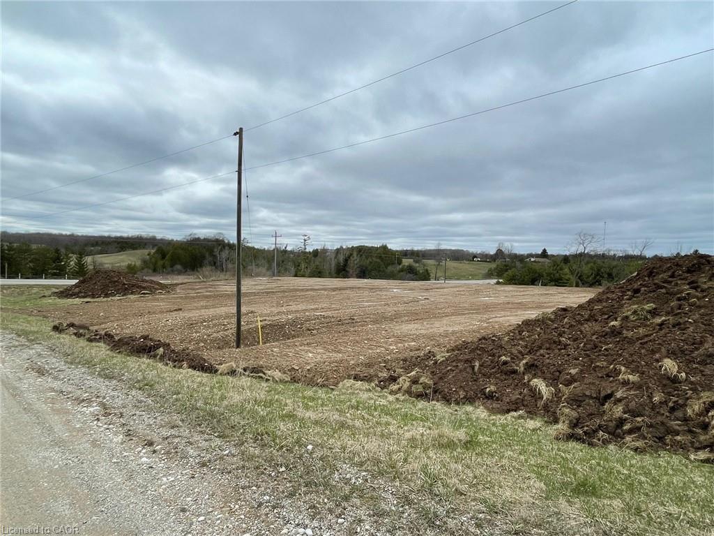 312095 Highway 6 Property Photo 2