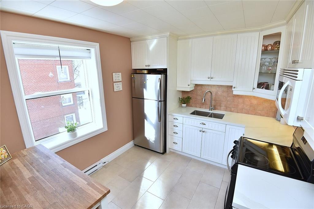 16-1351 Lakeshore Road Property Photo 6