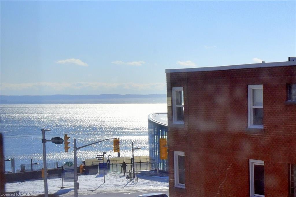 16-1351 Lakeshore Road Property Photo 11