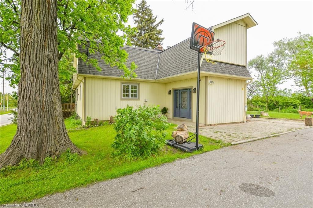 12938 Tenth Side Road Property Photo 1