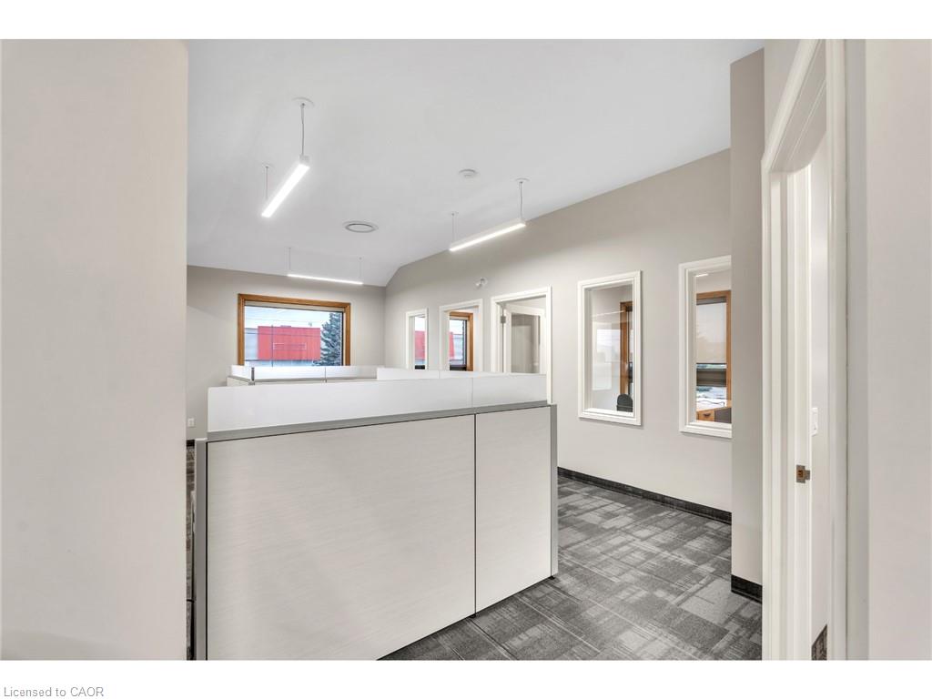 735 Bridge Street W Property Photo 8