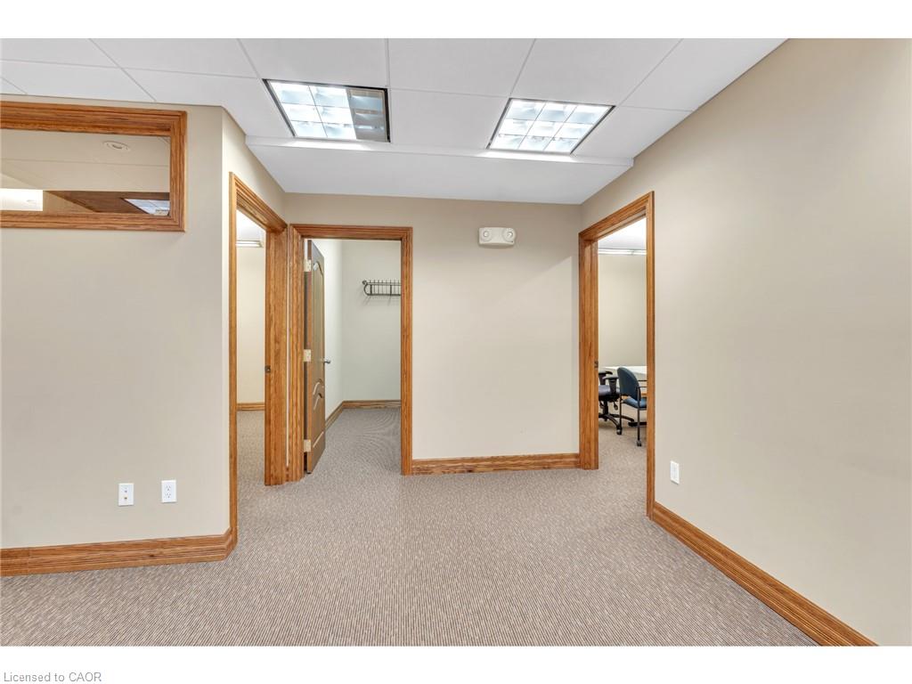 735 Bridge Street W Property Photo 19