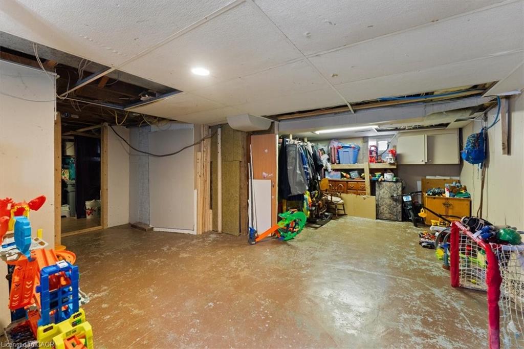 189 Kent Street S Property Photo 25