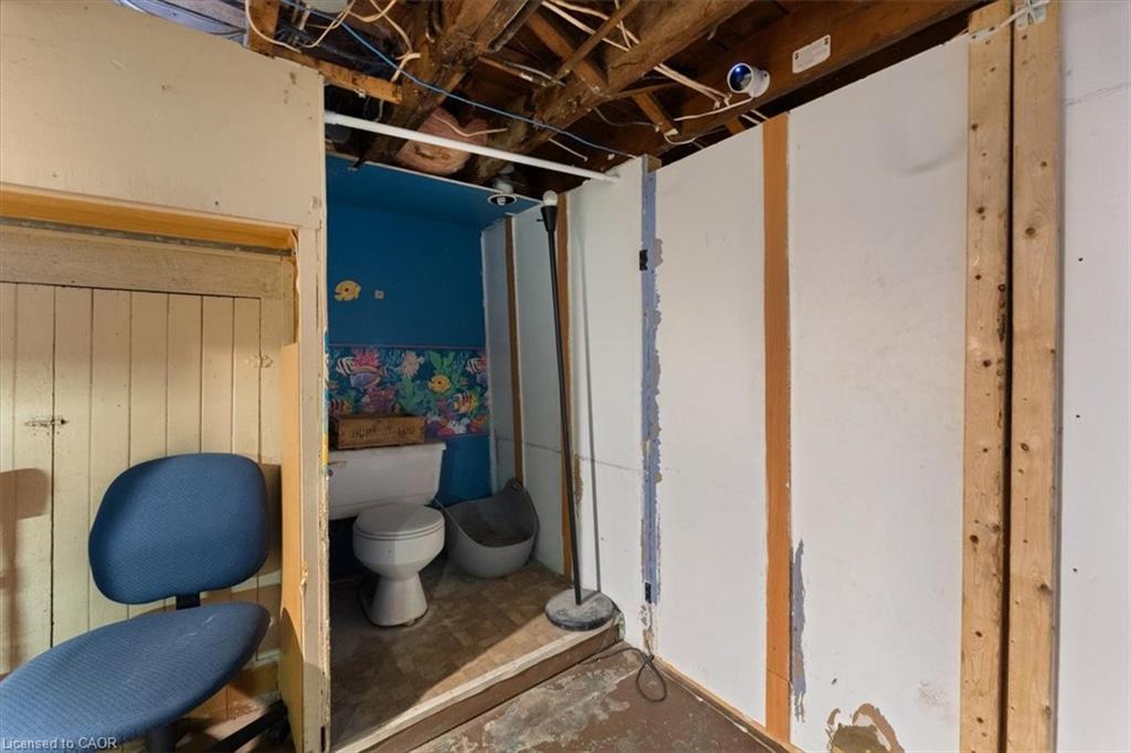189 Kent Street S Property Photo 27