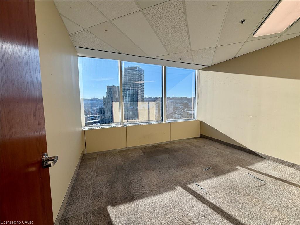 21 King Street W Suite 1600 Property Photo 10