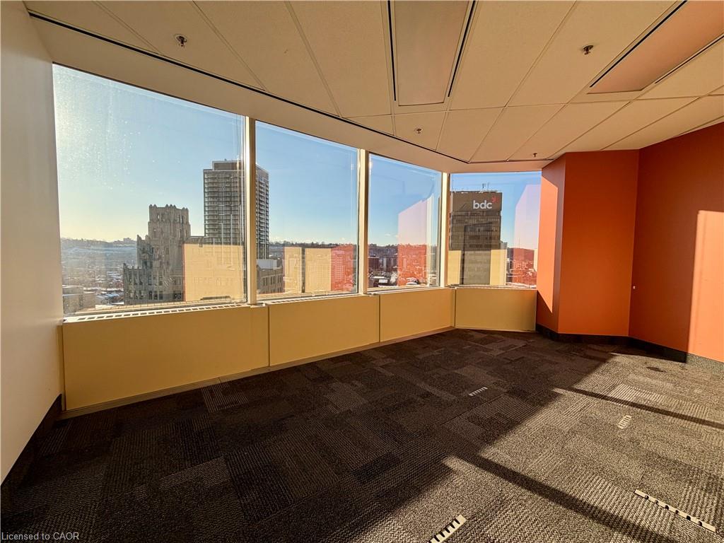 21 King Street W Suite 1600 Property Photo 11