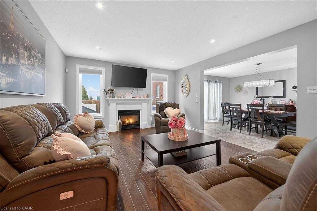 71 Jessica Street Property Photo 8