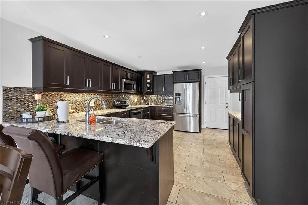 71 Jessica Street Property Photo 17