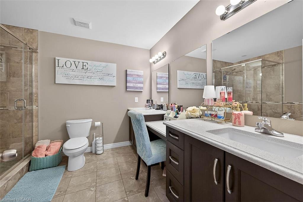 71 Jessica Street Property Photo 33
