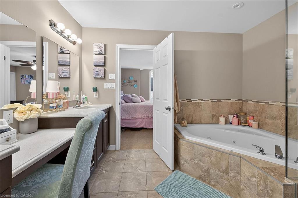 71 Jessica Street Property Photo 35
