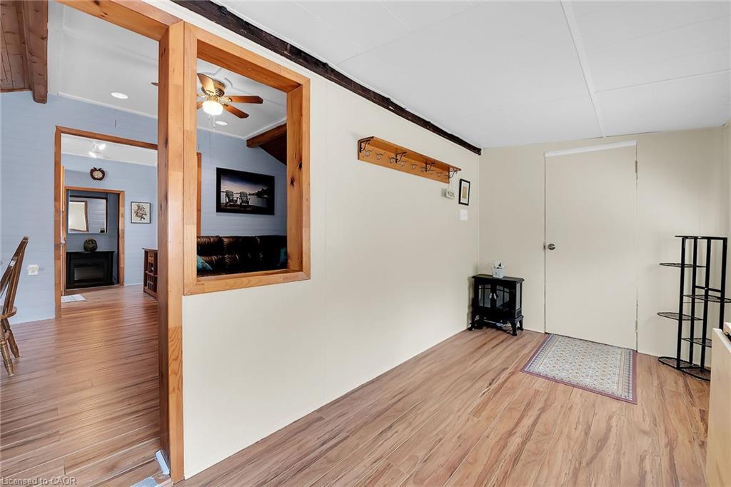 17 Maple Lane Property Photo 4