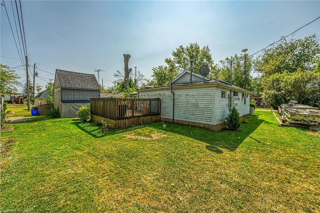 17 Maple Lane Property Photo 28