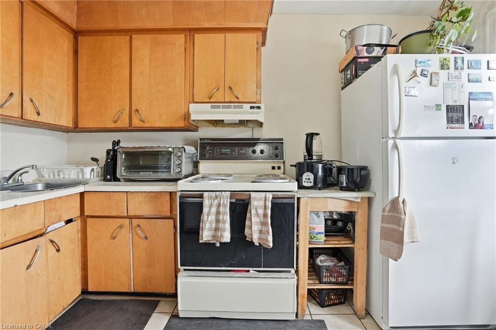 68 Gage Avenue S Property Photo 13