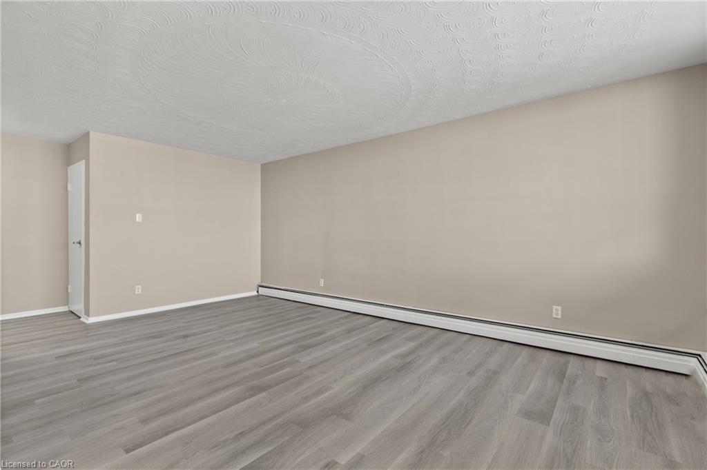 1004-359 Geneva Street Property Photo 7