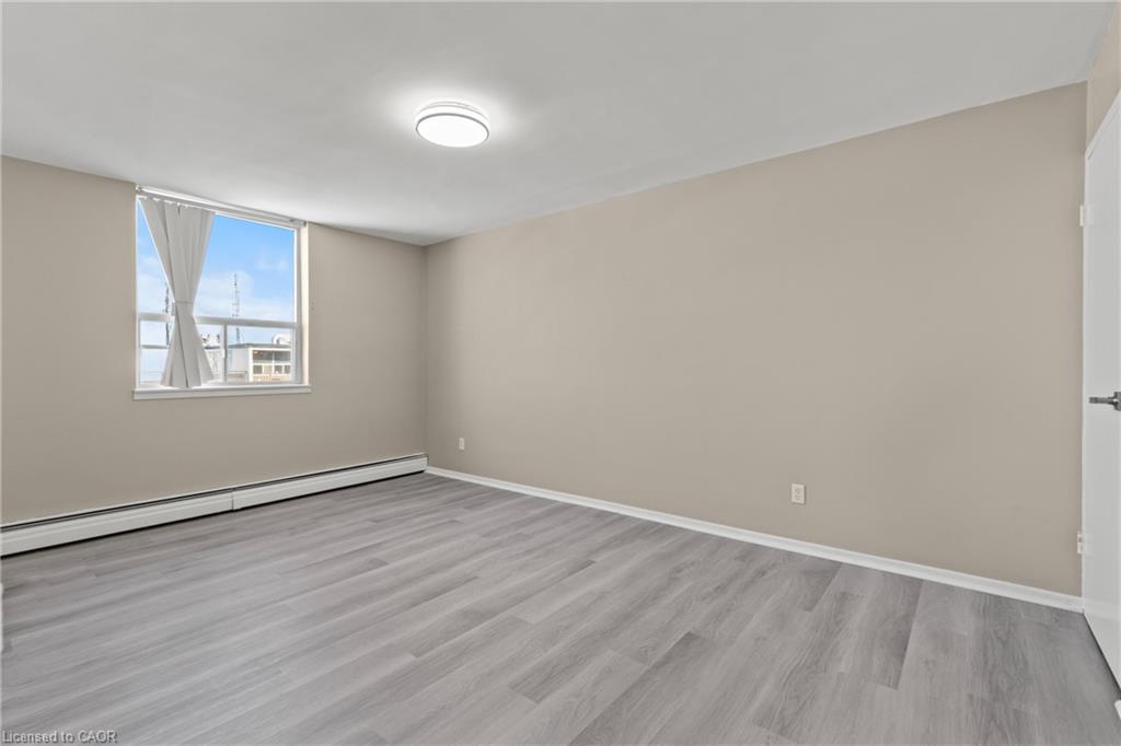 1004-359 Geneva Street Property Photo 17