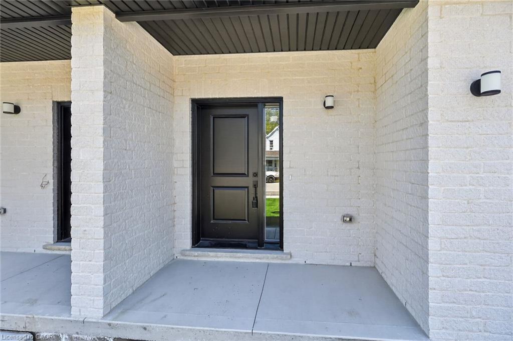 45b Howard Street Property Photo 3