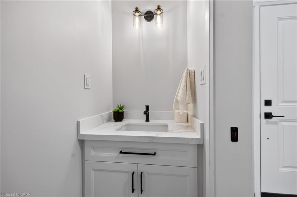 45b Howard Street Property Photo 5