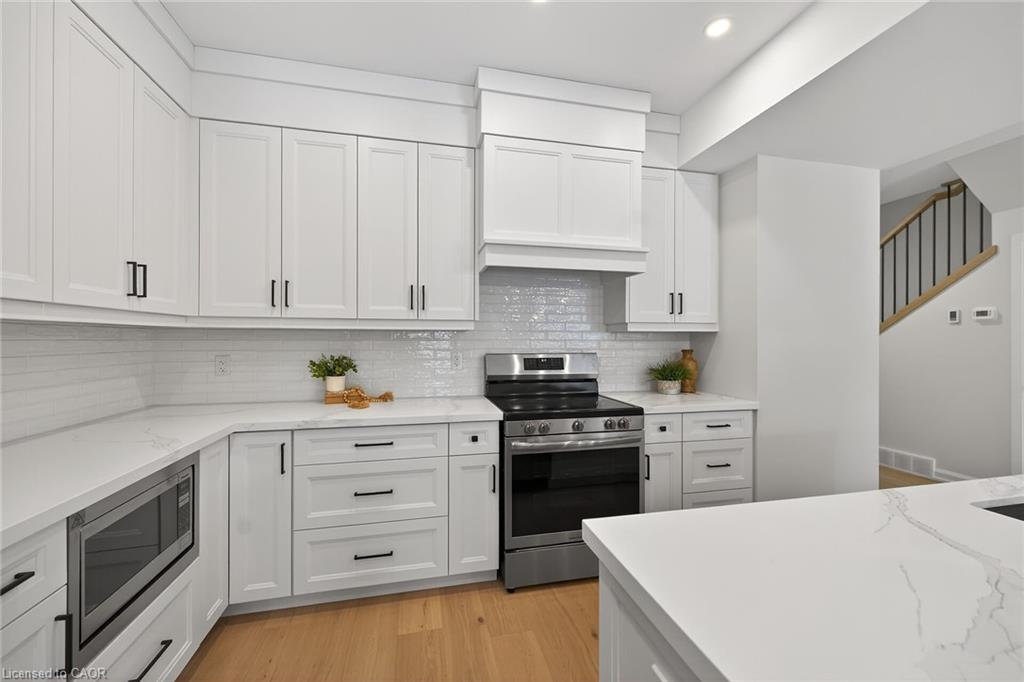 45b Howard Street Property Photo 11
