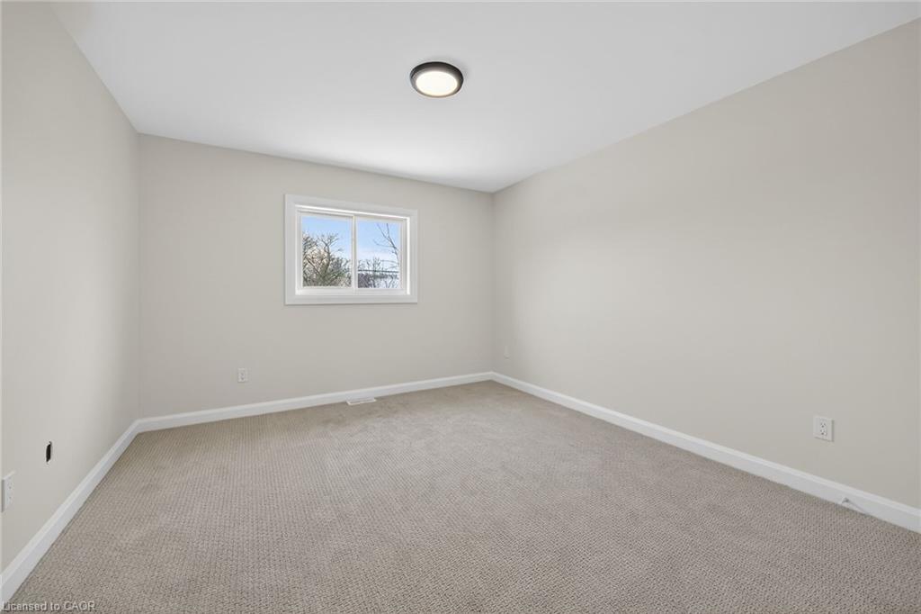 45b Howard Street Property Photo 24