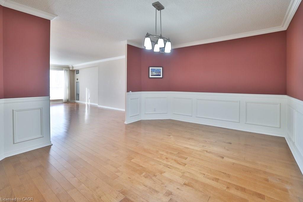 211-1800 The Collegeway Property Photo 17