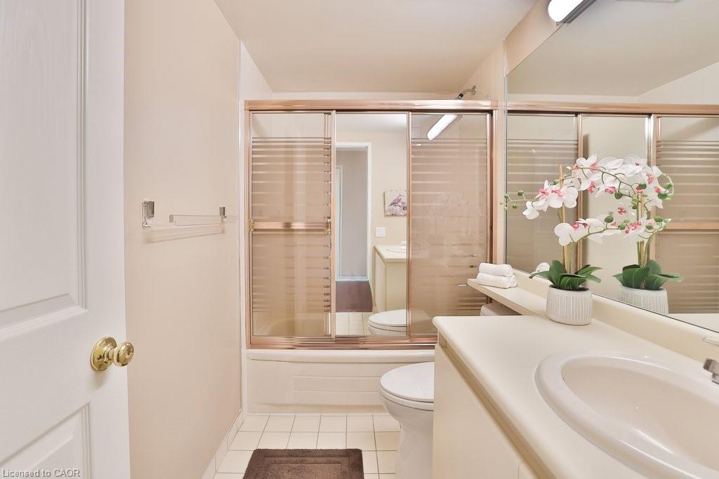 211-1800 The Collegeway Property Photo 19