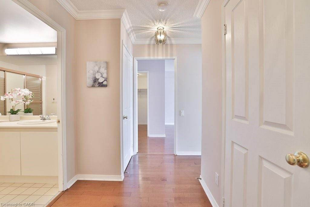 211-1800 The Collegeway Property Photo 20