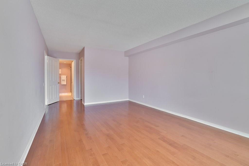 211-1800 The Collegeway Property Photo 26
