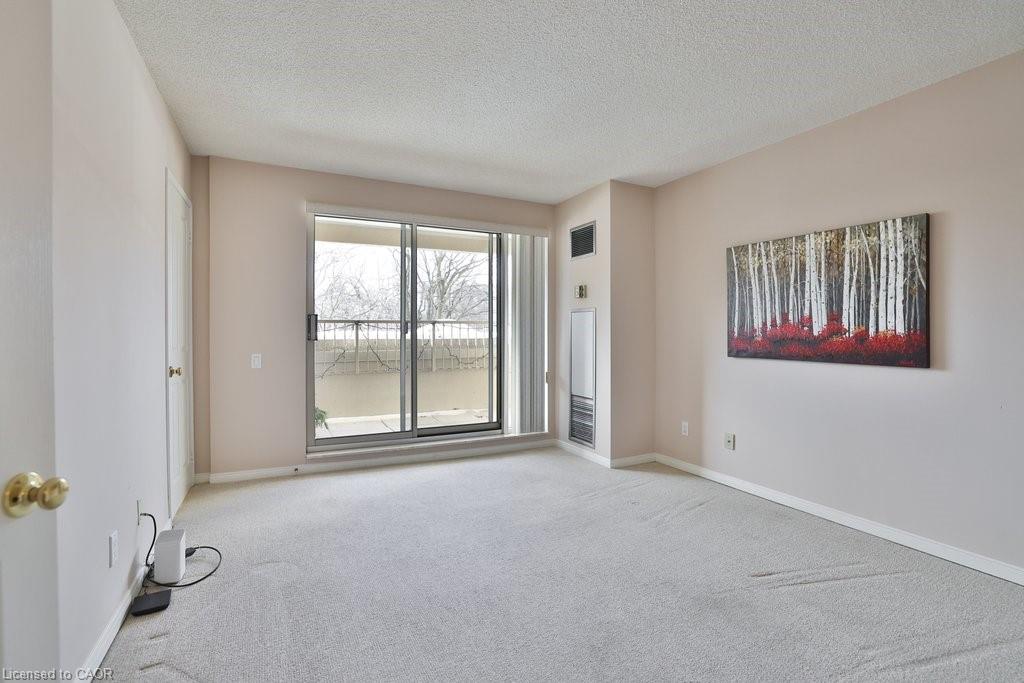 211-1800 The Collegeway Property Photo 30