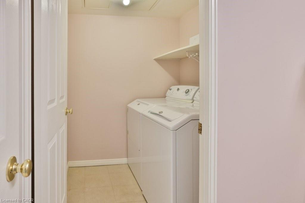 211-1800 The Collegeway Property Photo 35